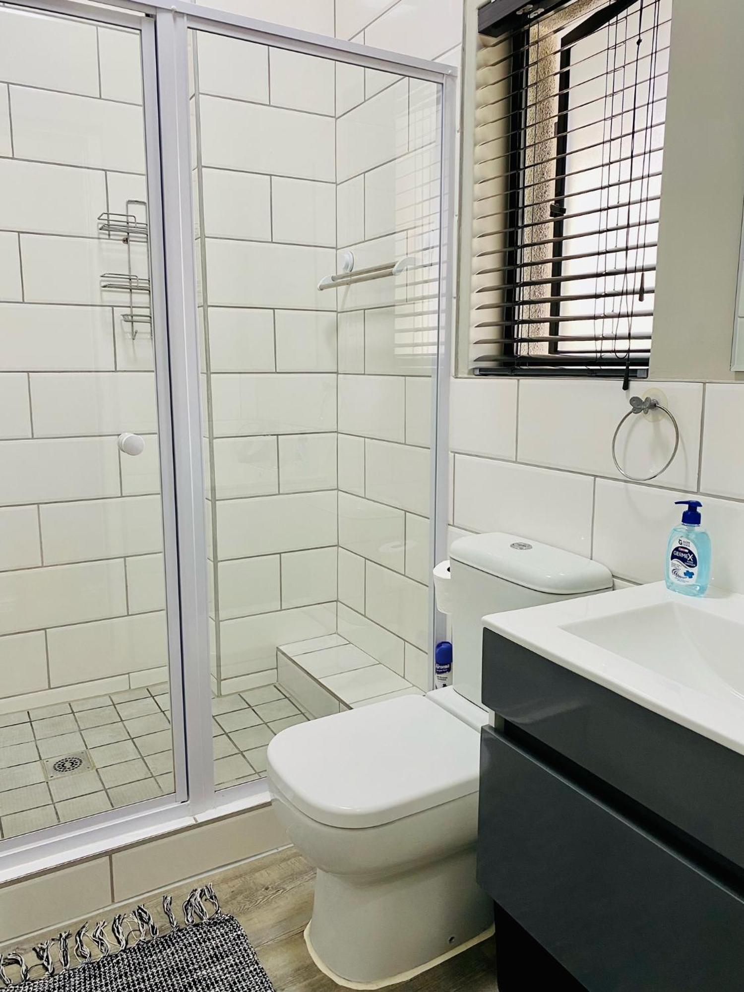 Azura - Haasendal Kuils River Cape Town Room photo